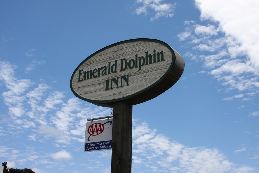 Emerald Dolphin Inn & Mini Golf Форт-Брегг Екстер'єр фото